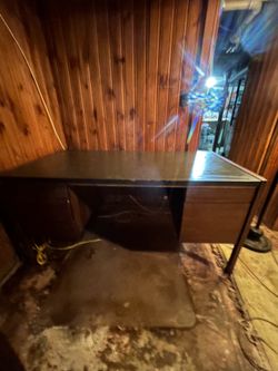 Desk for free