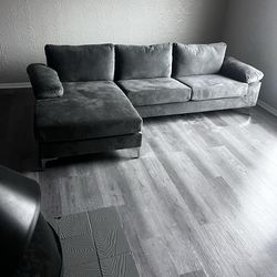 Sofa 4 sale $480 like new