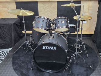 Tama Imperialstar drum set