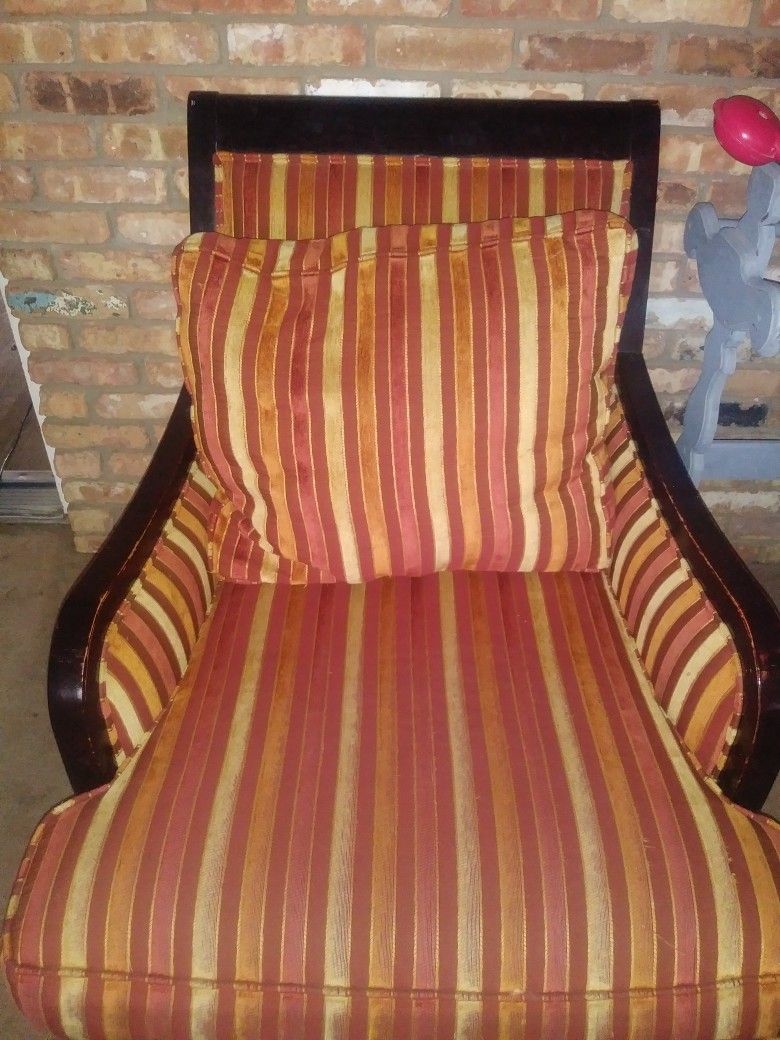 Cindy Crawford Chair + Ottoman