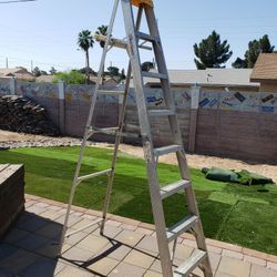 8 ft. Aluminum Ladder