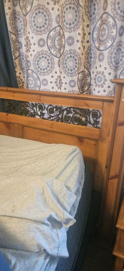 CA king solid oak bed frame foot and headborad