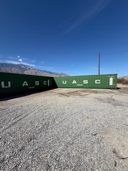 Storage shipping containers