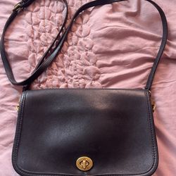Vintage Coach’s Crossbody Bag 9755
