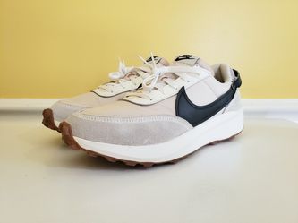 NIKE Women's Waffle Debut Athleisure Sneakers (10) Debut Sail Black