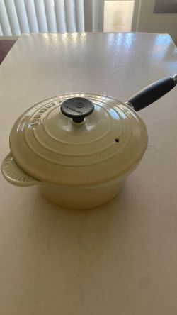 Le Creuset 18 Cm Cast Iron Sauce Pan with Lid