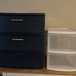Plastic organizer drawers