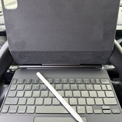 IPAD KEYBOARD