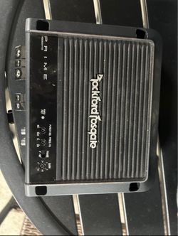 Rockford Fosgate 2 10inch Subs And Amp