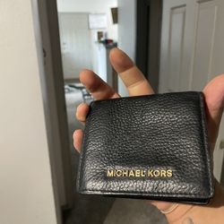 Small Hand Female Wallet Micheal Khors