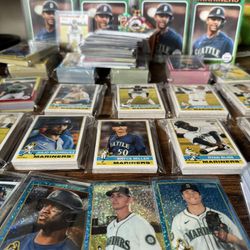 **Seattle Mariners Baseball Card Lot**