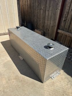 Auxiliary tank