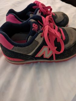Toddler girl New balance size 8