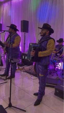 Grupo norteño 🪗buen ambiente