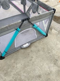 Baby play pin