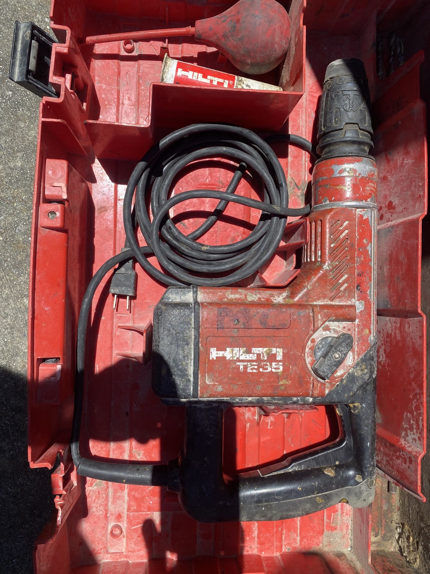 Hilti combi hammer drill TE35