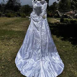 Brand New Wedding Dress Size 8-10 