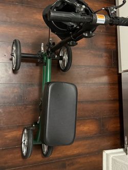 Knee scooter