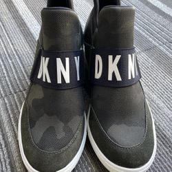 DKNY Heel Shoe