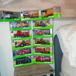 Die Cast Model Truck Collectable 13pcs Set