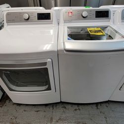 New LG Large Capacity Top Load Washer And Gas Dryer Set 