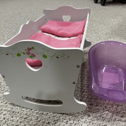 Doll crib Toy And bathtub 
