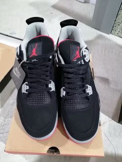 Jordan 4 Bred