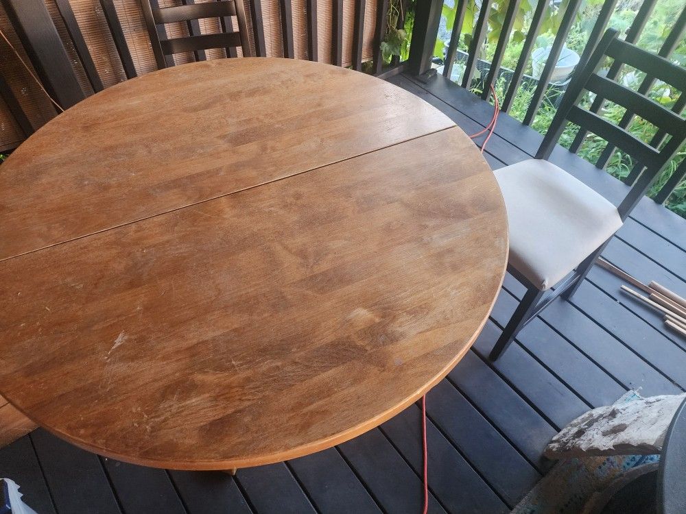 Table Ill Throw In 2 Chairs And Deliver To Spokane For 125