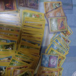 VINTAGE POKEMON CARDS 