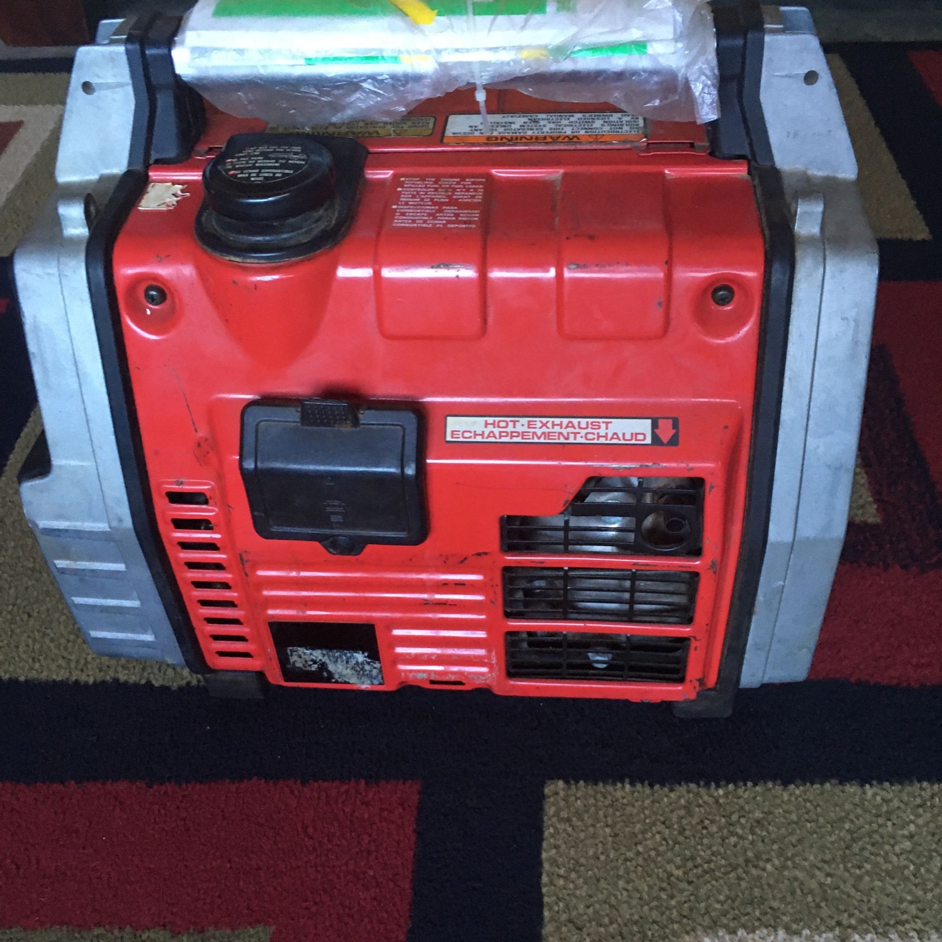 Honda EM 650 Generator. Used About 10 Hours. for Sale in Brookfield, CT