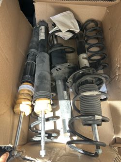 OEM VW Golf MK7 Suspension Struts & Shocks (Full Set) - Used