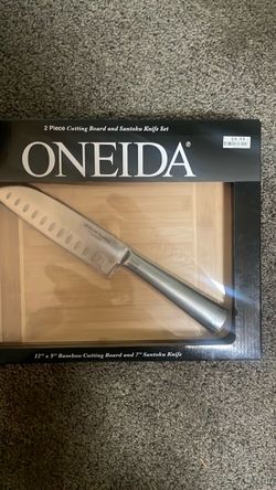 Cutting board and knife