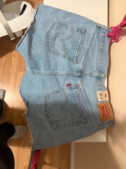 Levi's 501 Light Wash Denim Cut-Off Shorts