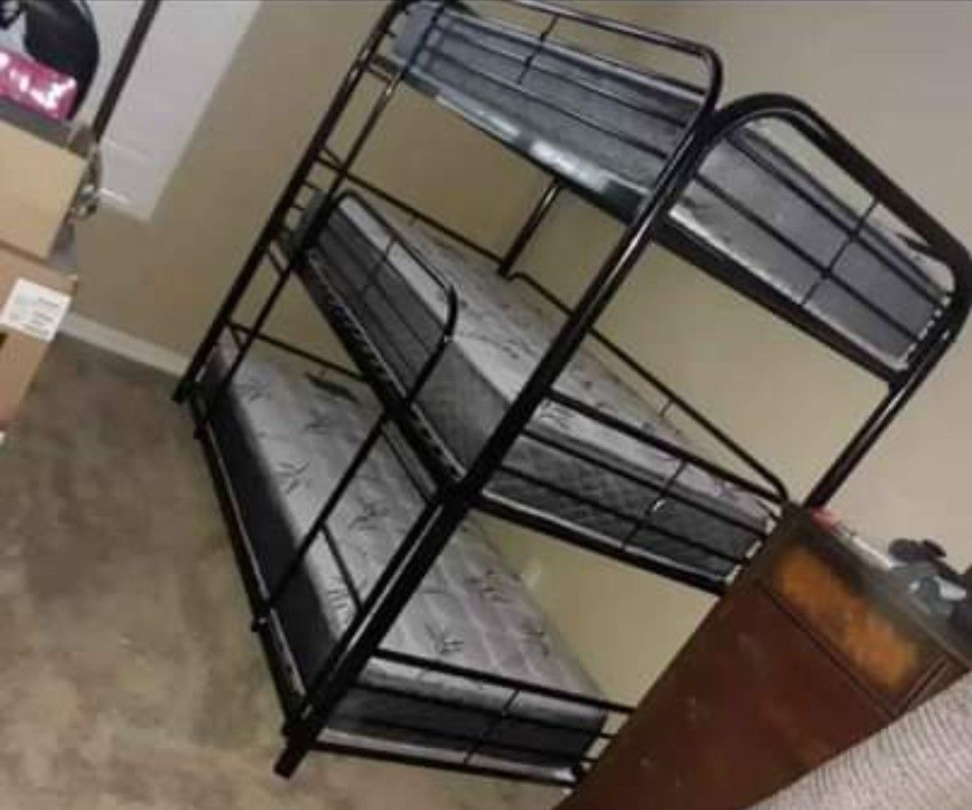 Triple Twin BunkBed (w/mattress:$905)