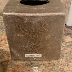 Gold Tissue & Tumbler