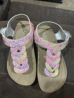 Girls Sandals 