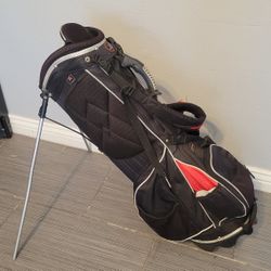 GOLF BAG AND CLUBS
