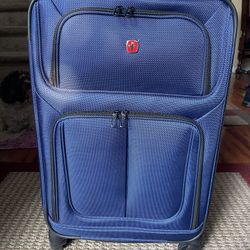 SwissGear Sion Softside Expandable Luggage, Blue, Checked-Medium 25-Inch (SR)