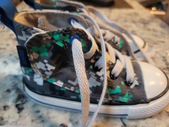 All Star Toddler High Top Sneakers Converse Chuck Taylor Size 7