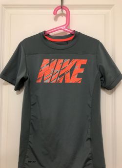Nike boys t-shirt