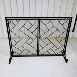 Geometric Style Fireplace Screen