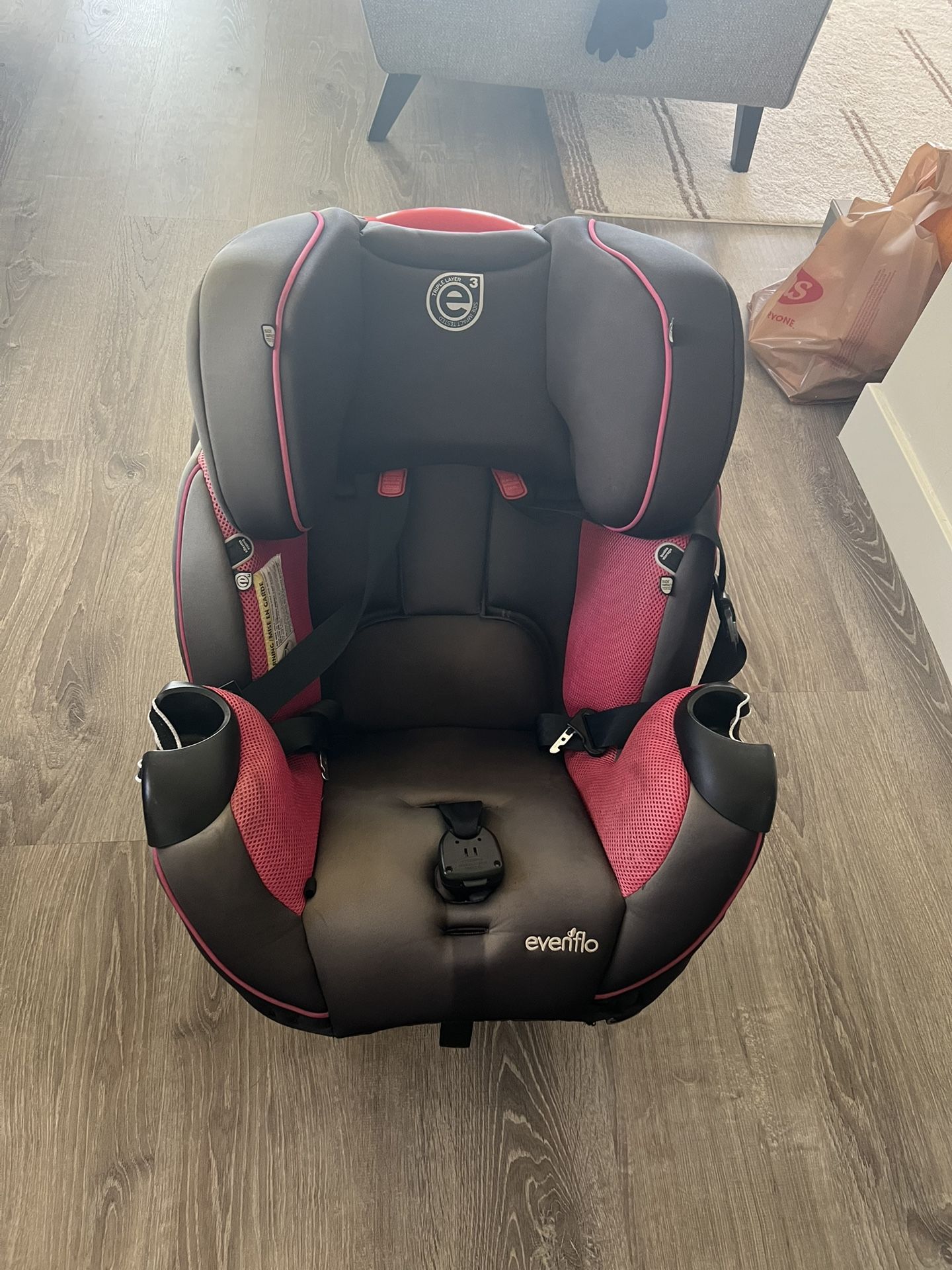 Evenflo Child car seat