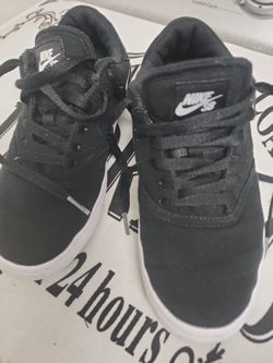 Nike shoe size 6y