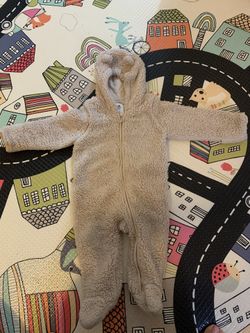 Baby gap Jumpsuit 6-12M