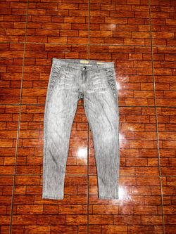 Women's Grey Y2K Guess jeans, slim fit, willing to go lower