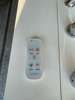 Walk in tub