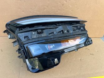 2025-2026 Tesla Model Y Right Passenger Side Headlight