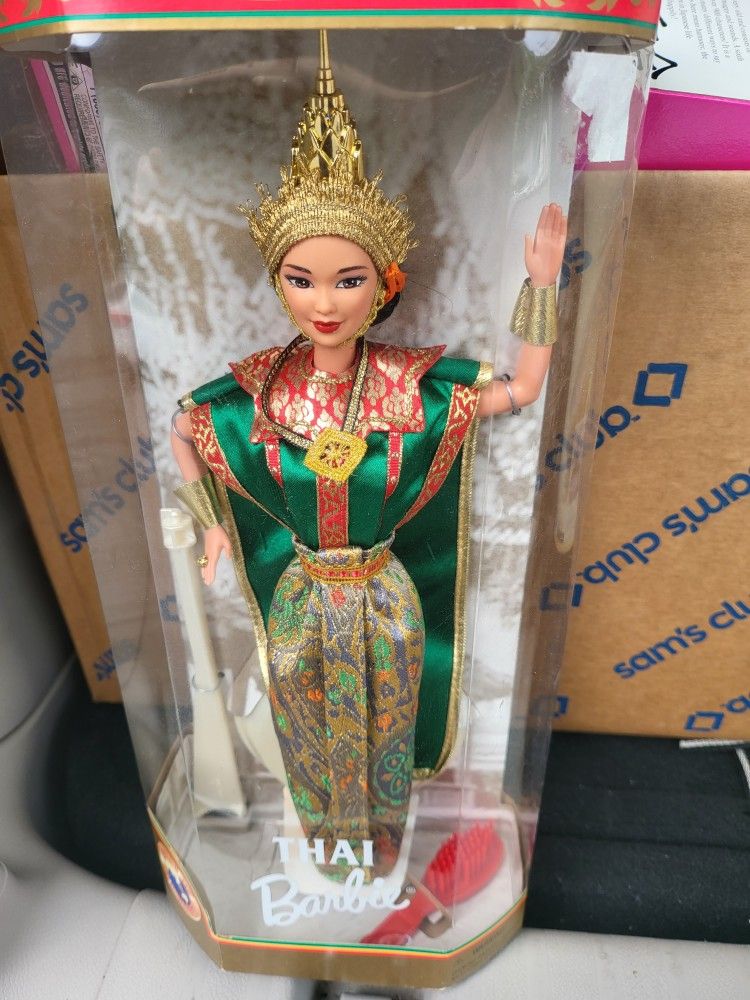Thai Vintage Barbie Collection 