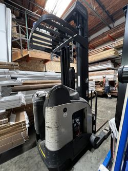 Crown Forklift