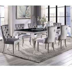 Black / Chrome Dining Table Set